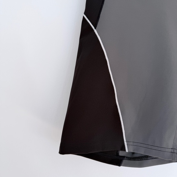 TnAction TnaSLICK VERTEX Hi-Rise 7” Short in Black/Coal Grey - Picture 4 of 8